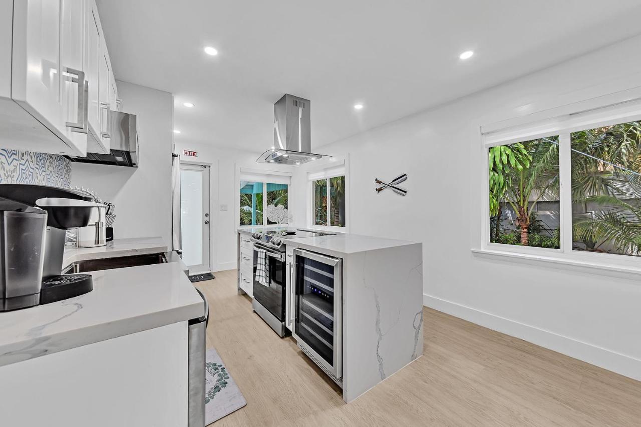 Welcome To Paradise! Secluded 4 Bed, 3 Bath, Pool Fort Lauderdale Luaran gambar
