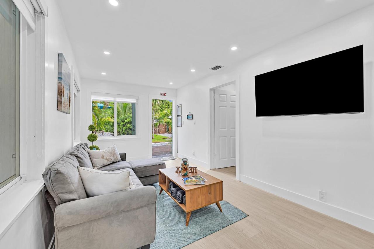 Welcome To Paradise! Secluded 4 Bed, 3 Bath, Pool Fort Lauderdale Luaran gambar