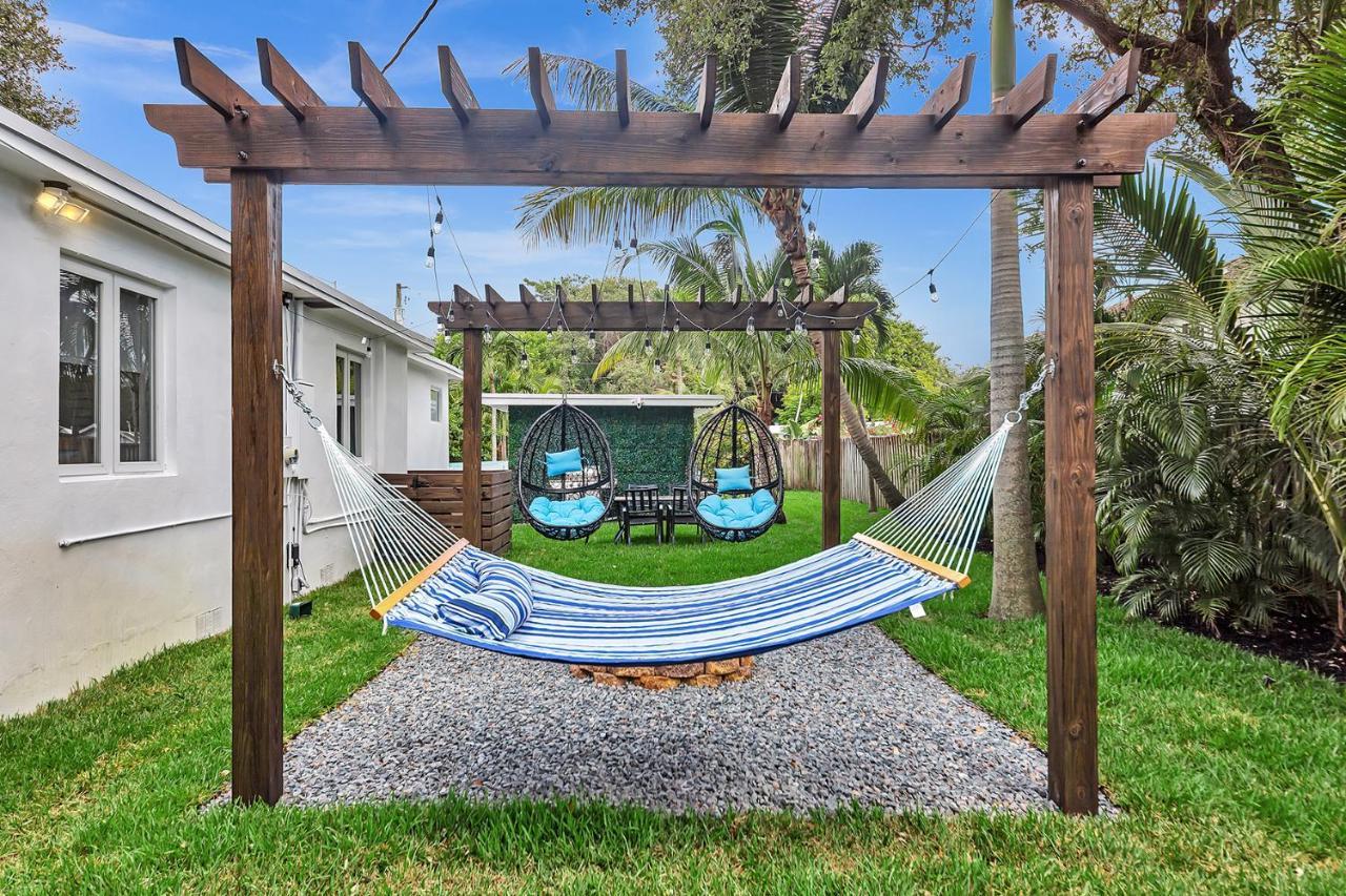 Welcome To Paradise! Secluded 4 Bed, 3 Bath, Pool Fort Lauderdale Luaran gambar